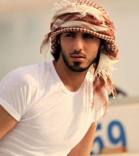el hombre mas guapo de Arabia